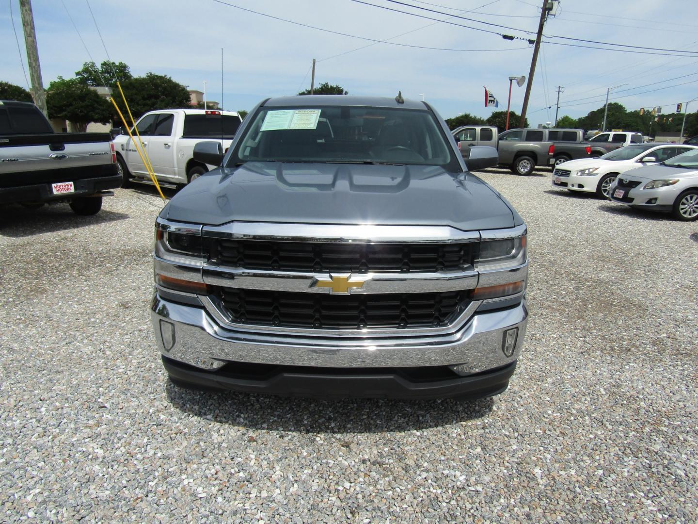 2016 Gray /Gray Chevrolet Silverado 1500 (3GCPCREC0GG) with an V8 engine, Automatic transmission, located at 15016 S Hwy 231, Midland City, AL, 36350, (334) 983-3001, 31.306210, -85.495277 - Photo#1